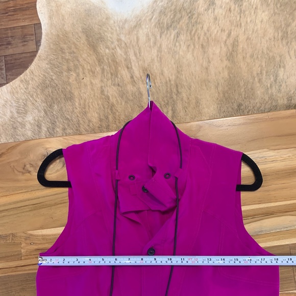 GUCCI 100% SILK sleeveless Fuschia Blouse - Picture 10 of 12